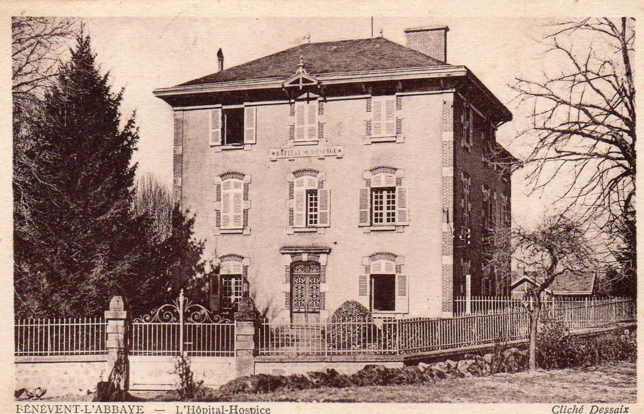 Aux Cieux Apartment Benevent-l'Abbaye ภายนอก รูปภาพ